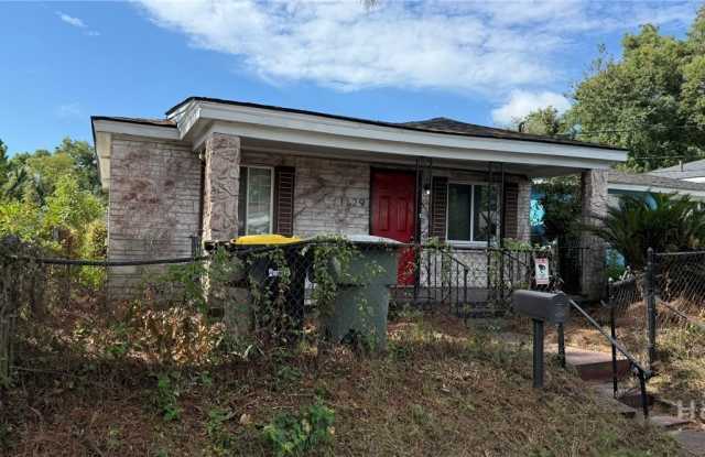 1129 Darwin Street photos photos