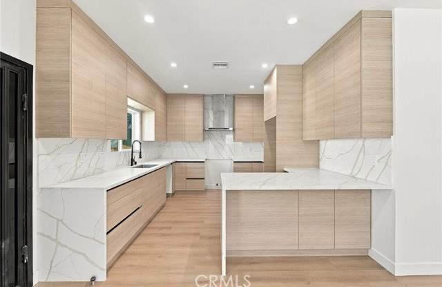 10904 Tujunga Canyon Boulevard Gallery 4