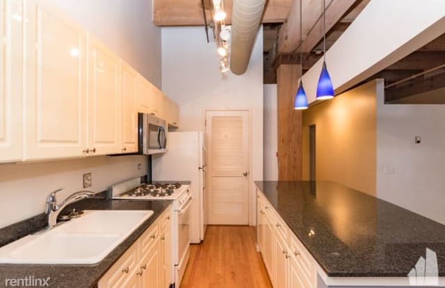 377 W Erie St O321 - 377 East Erie Street, Chicago, IL 60611