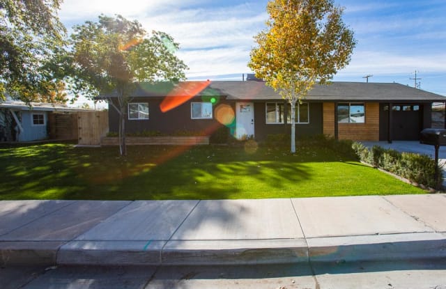 107 E Park Ave - 107 East Park Avenue, Gilbert, AZ 85234