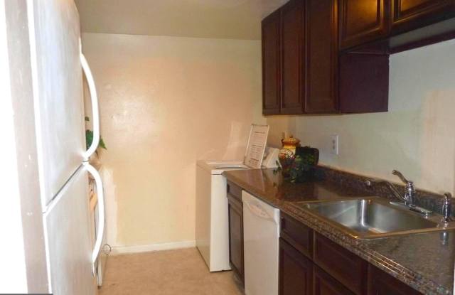 2930 BUELL COURT photos photos