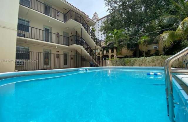 318 MAJORCA AVE photos photos