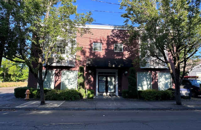 Spacious Condo in Downtown Gresham - Near MAX! photos photos Spacious Condo in Downtown Gresham - Near MAX! photos photos