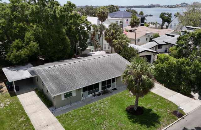 214 15th Avenue West - 214 15th Avenue West, Bradenton, FL 34205