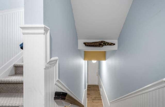 12079 TRUMBULL WAY Gallery 4