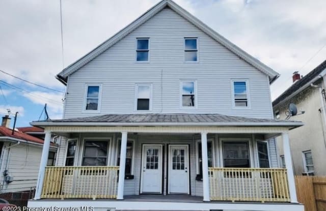 1028 Diamond Ave - 1028 Diamond Avenue, Scranton, PA 18508