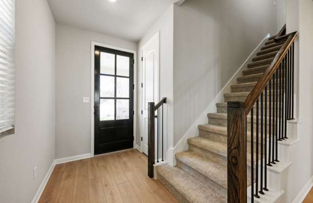 168 Ranier Way Gallery 4