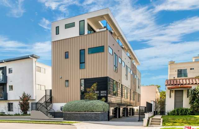 1819 1/2 Veteran Ave Gallery 1