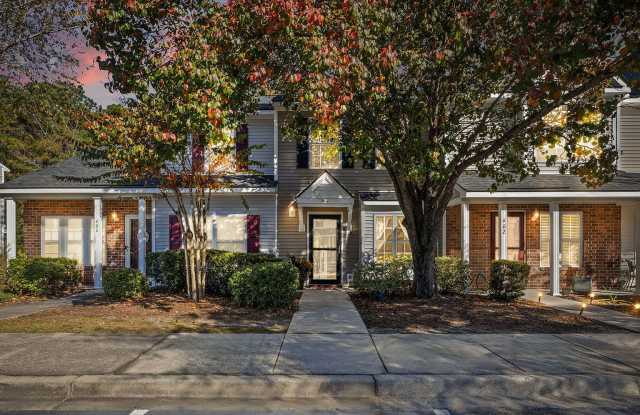 401 Elm Hall Circle photos photos