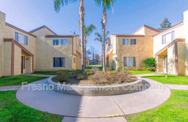 815 S. Demaree St. photos photos