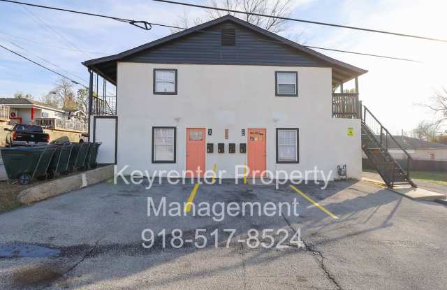 506 W 4th St Fourplex photos photos