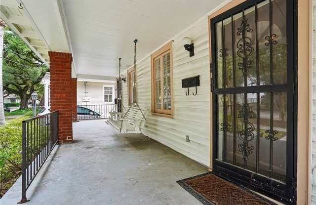 2703 PALMER Avenue Gallery 3