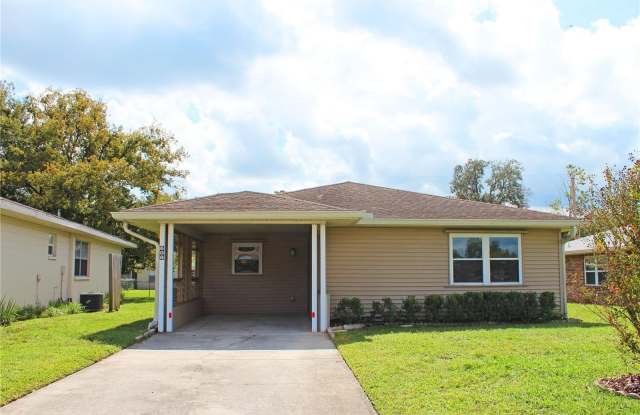 608 LARK DRIVE photos photos