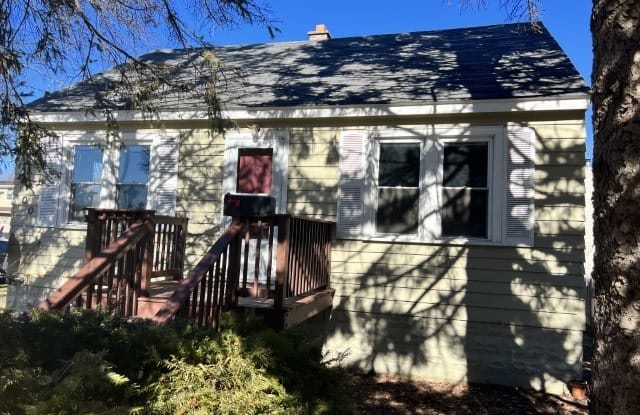 100 E Burlington Avenue - 100 East Burlington Avenue, Westmont, IL 60559