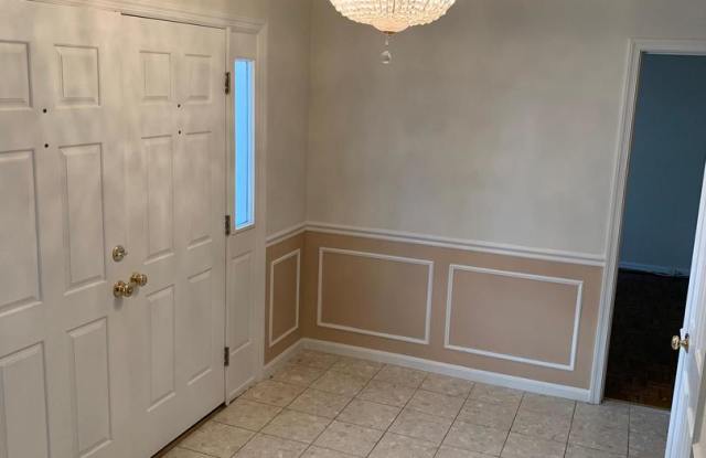 7814 CLIFFSIDE CT Gallery 2