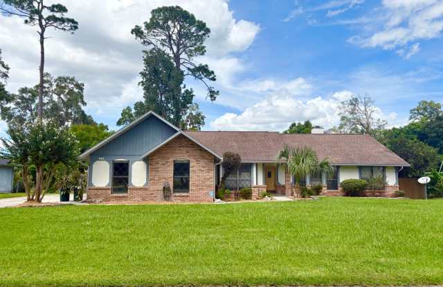 Pool Home in Desired SE Ocala photos photos
