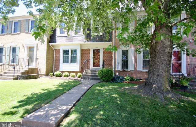 10461 WHITE GRANITE COURT - 10461 White Granite Court, Oakton, VA 22124
