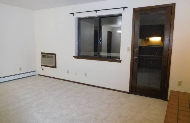 2800 Kalmia St photos photos
