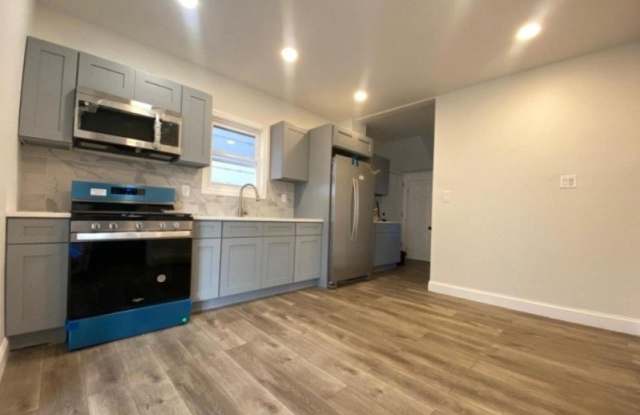 223 John St photos photos