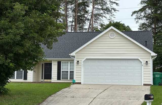 Charming 3BR House in High Point photos photos