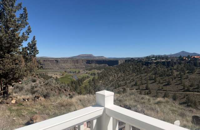Breathtaking Panoramic Views: Golf Course & Canyon Views Home with Attached Garage in Crooked River Ranch Available! photos photos