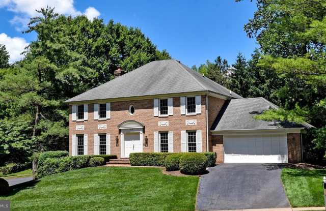 7646 HUNTMASTER LANE - 7646 Huntmaster Lane, McLean, VA 22102