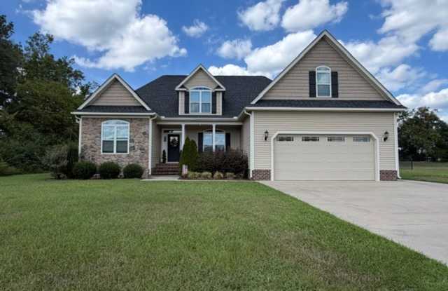 Amazing Home in Meare's Bluff - 4 Bed/3 Full Bath with Bonus Room, Screened Porch, Fenced Yard!!! photos photos Amazing Home in Meare's Bluff - 4 Bed/3 Full Bath with Bonus Room, Screened Porch, Fenced Yard!!! photos photos