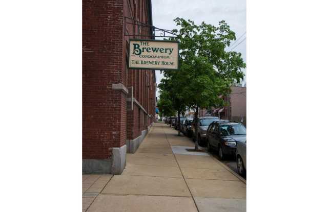 870 N 28TH Street unit: 210 photos photos