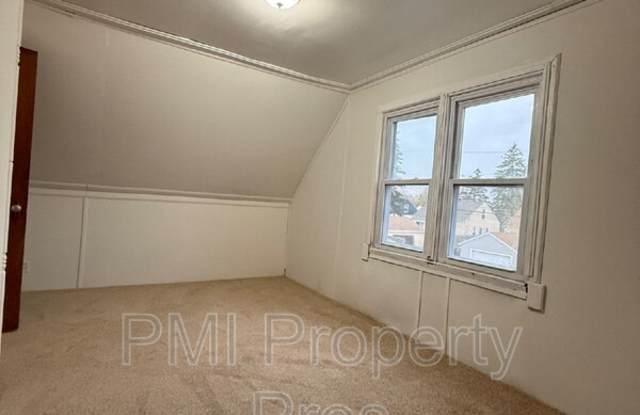 4139 N 50th St photos photos