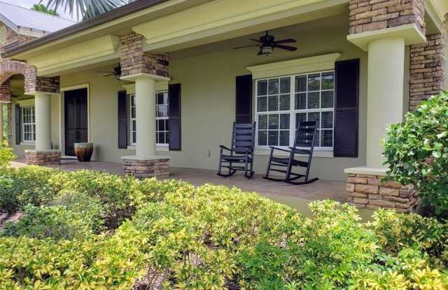 18240 Riverwind DR Gallery 4
