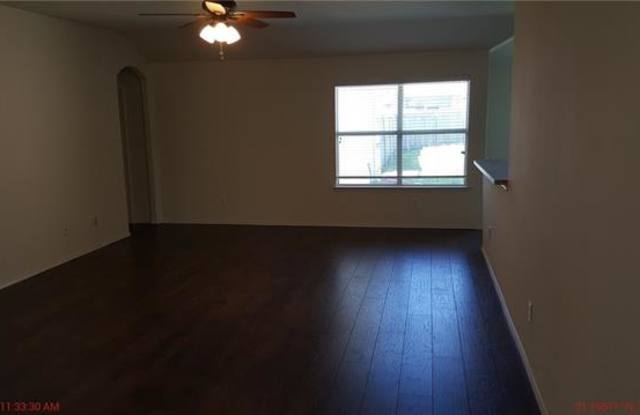 2250 Acacia Gallery 4