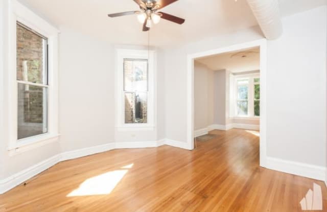 900 W NEWPORT - 900 West Newport Avenue, Chicago, IL 60657