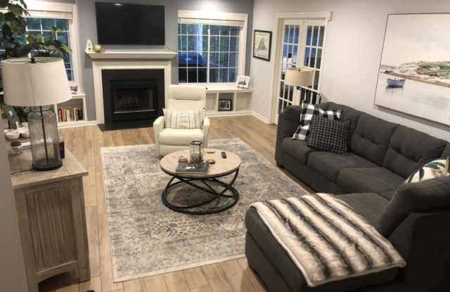 173 Riveredge Dr photos photos