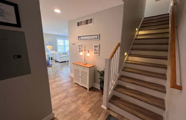 Your Downtown Traverse City Winter Retreat! Gallery 3
