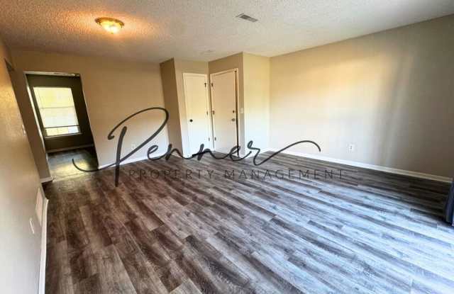 1310 Valley Woods Ct, B Gallery 3