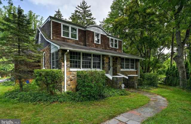 353 CHERRY HILL Road Gallery 4