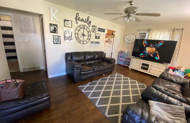 10881 Blue Jay Lane Gallery 2