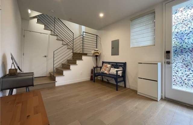 3103 S Dakota Drive - 3103 South Dakota Drive, Los Angeles, CA 90034 3103 S Dakota Drive - 3103 South Dakota Drive, Los Angeles, CA 90034