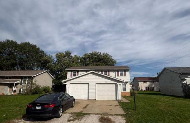 Fully Renovated 3-Bedroom, 1.5 Bath — Garage, Basement & Deck — Bartonville 61607 Gallery 3