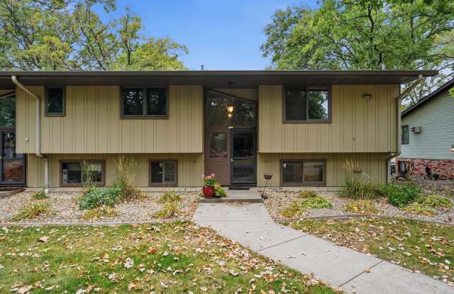 829 Golf View Lane Gallery 3