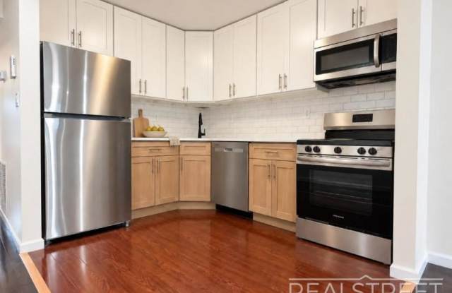 1485 Prospect Place Gallery 3
