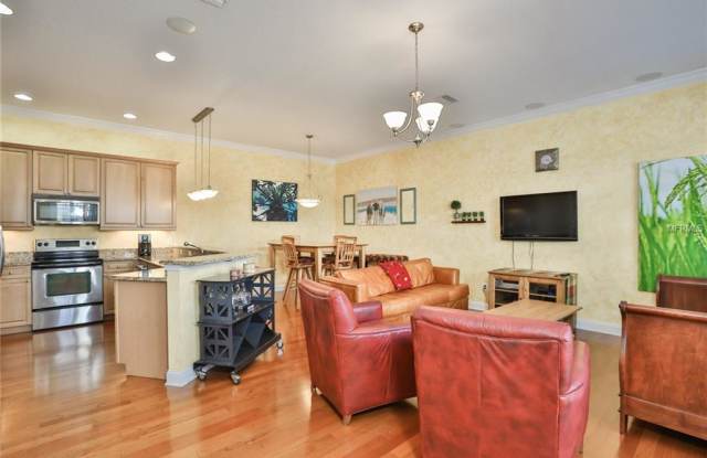 604 S TAMPANIA AVENUE Gallery 3