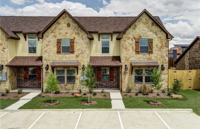 326 Newcomb Lane - 326 Newcomb Lane, College Station, TX 77845