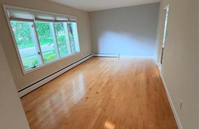 8 SAGAMORE Way S Gallery 4