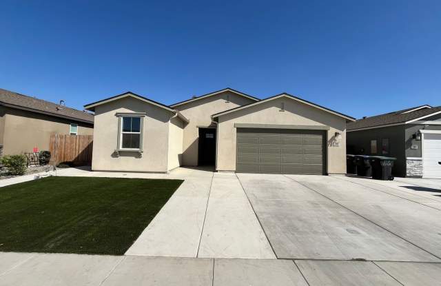 Beautiful Home for rent in Visalia, Ca Gallery 1