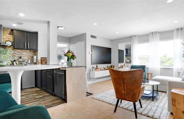 7925 Carlyle Ave photos photos