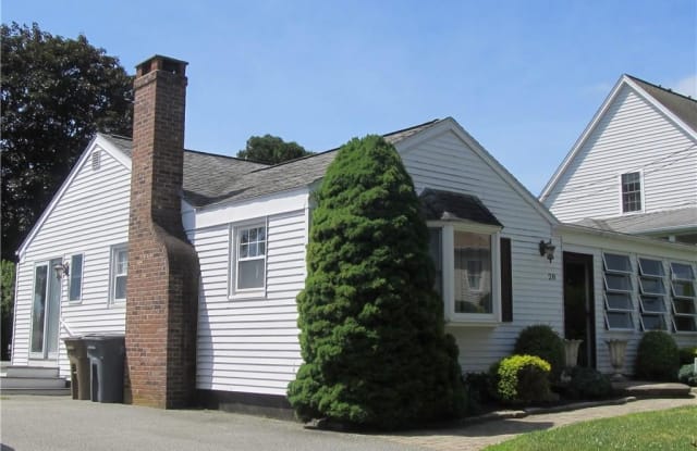 28 Whitecap Road - 28 Whitecap Road, New London County, CT 06357
