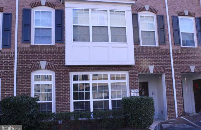 42525 HIGHGATE Terrace - 42525 Highgate Terrace, Brambleton, VA 20148