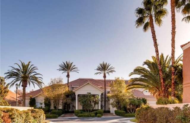 8625 Lakeridge Circle - 8625 Lakeridge Circle, Las Vegas, NV 89117