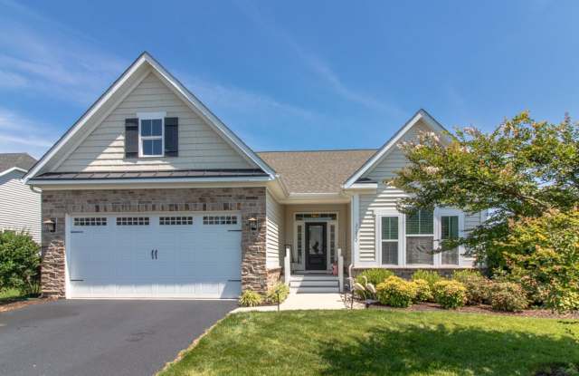 Spacious 4-Bedroom Home with Pond Views, Finished Basement & Community Pool photos photos